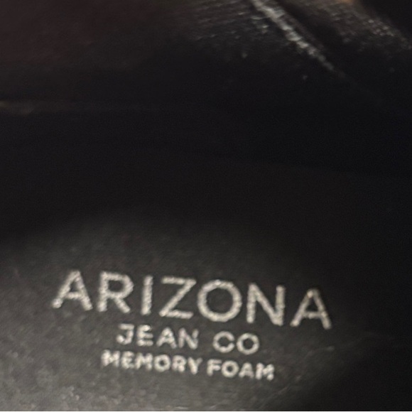 Black and Cream Snakeskin Ankle Boots - Picture 10 of 10